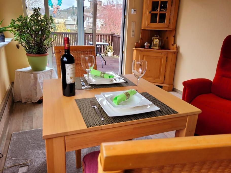 Ferienwohnung Lahnmuendung Mit Kostenlosem Parkplatz Лахщайн Екстериор снимка